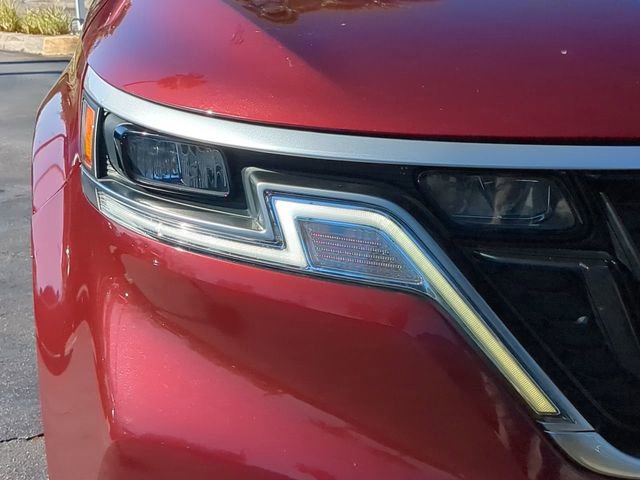 Used 2024 Kia Carnival LX image 10