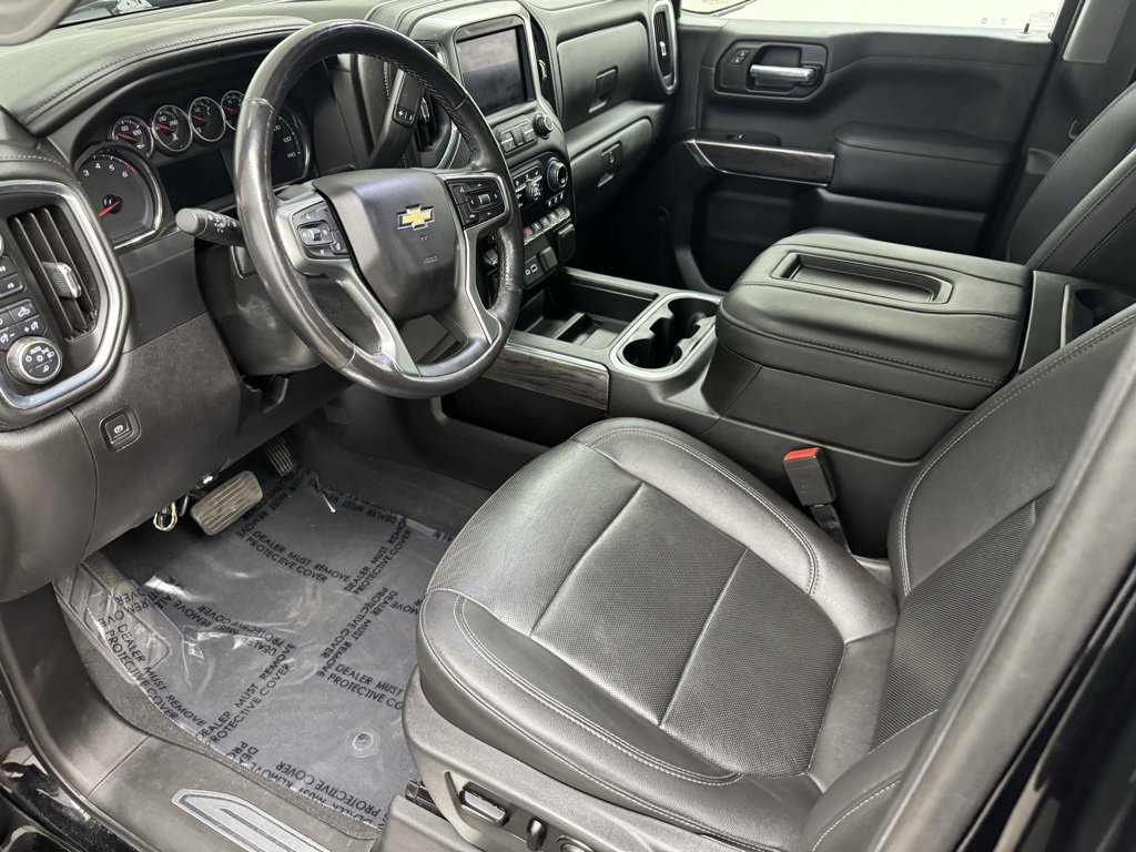 Used 2021 Chevrolet Silverado 1500 LTZ image 24