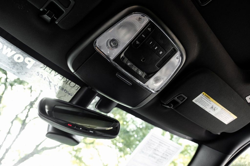 Used 2022 Jeep Grand Cherokee Limited w/ Tech Group image 40