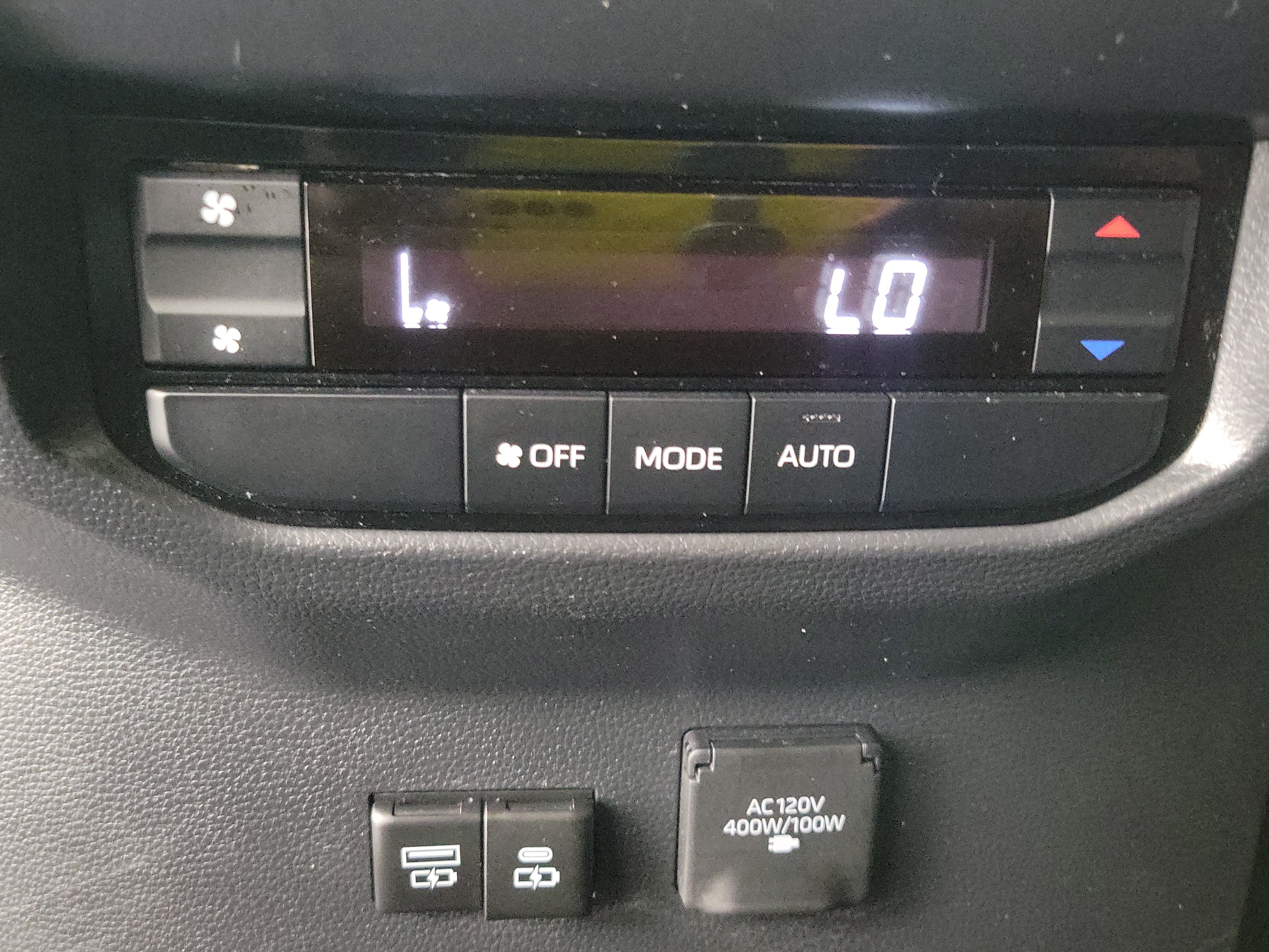 Used 2024 Toyota Sequoia SR5 w/ SR5 Premium Package AWD/4WD image 15