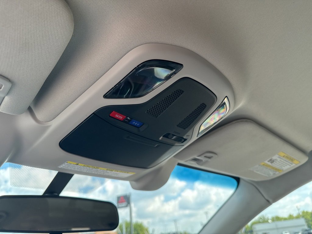 Used 2022 Subaru Outback Premium image 33