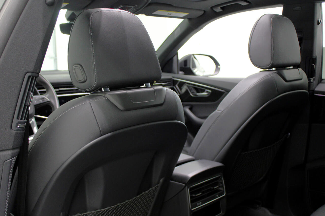 Used 2021 Audi Q8 Premium Plus w/ Premium Plus Package image 36