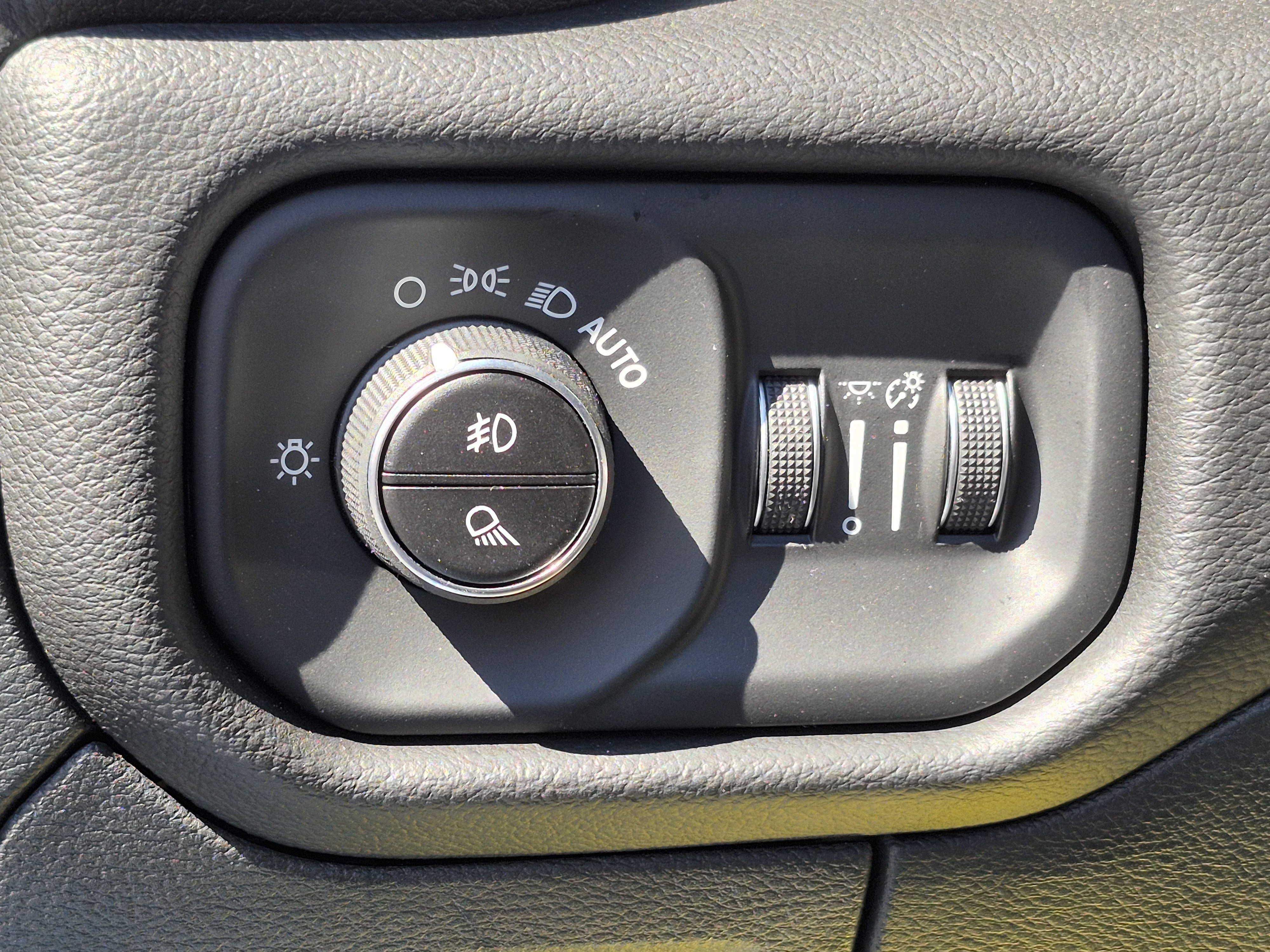 New 2026 RAM 1500 Big Horn AWD/4WD image 13