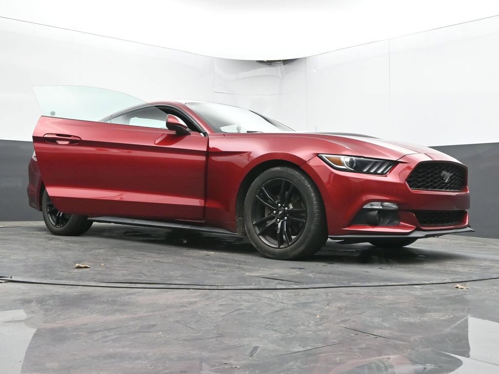 Used 2017 Ford Mustang Coupe RWD image 57