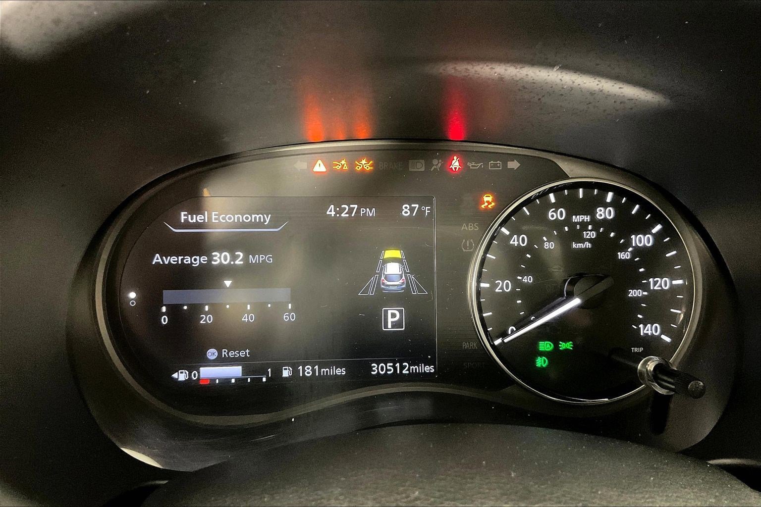 Used 2024 Nissan Kicks SR w/ SR Premium Package FWD image 14
