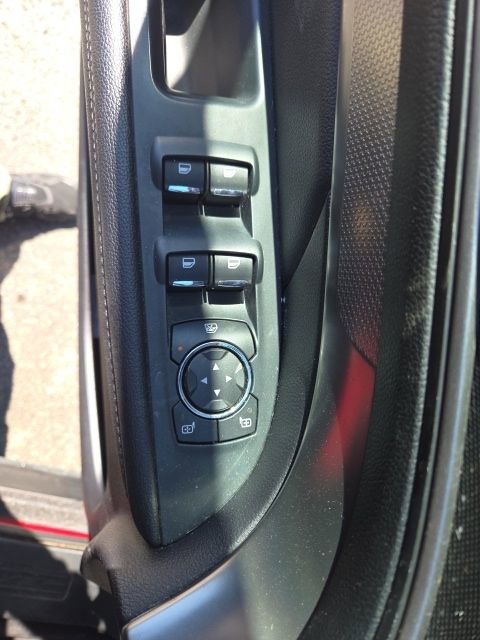 Used 2019 Ford Explorer XLT w/ Equipment Group 202A AWD/4WD image 11