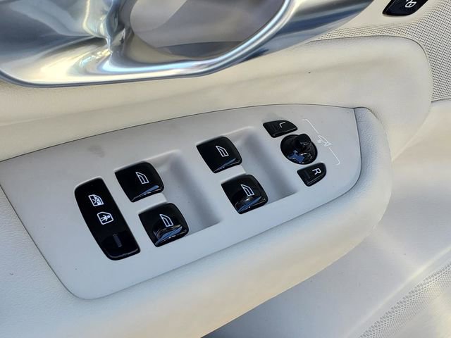 New 2026 Volvo XC90 B6 Ultra w/ Protection Package image 13