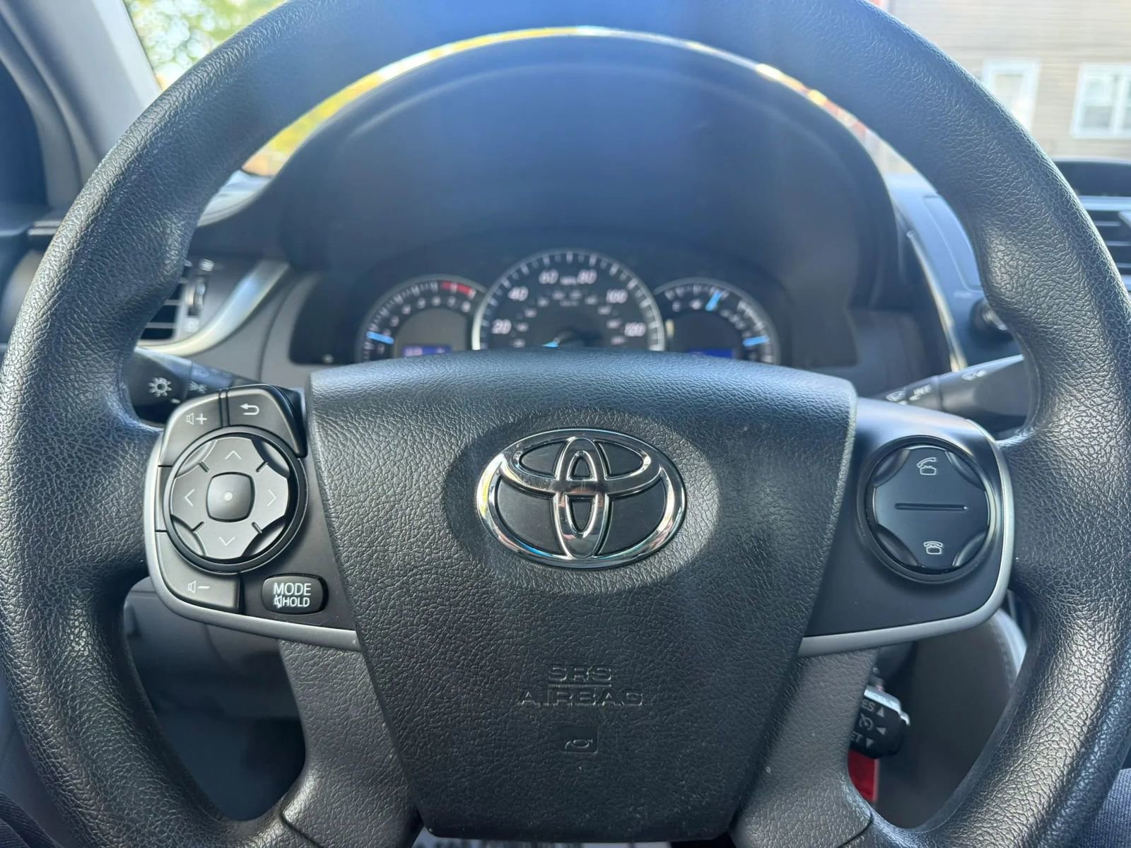 Used 2012 Toyota Camry LE FWD image 14