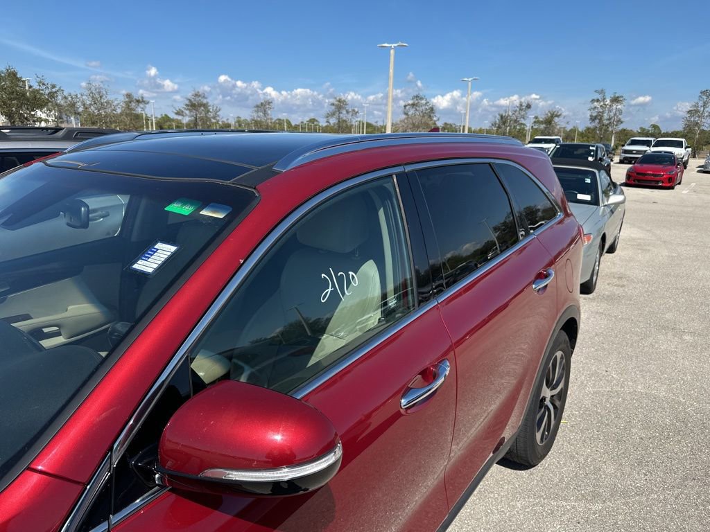 Used 2017 Kia Sorento EX w/ EX Advanced Touring Package image 24