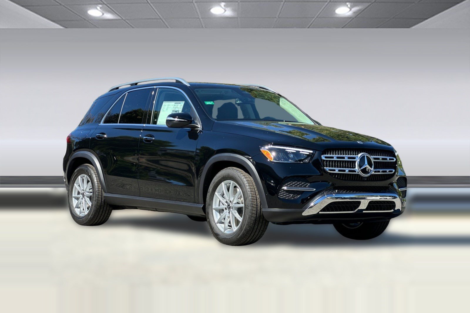 New 2026 Mercedes-Benz GLE 450e 4MATIC image 6
