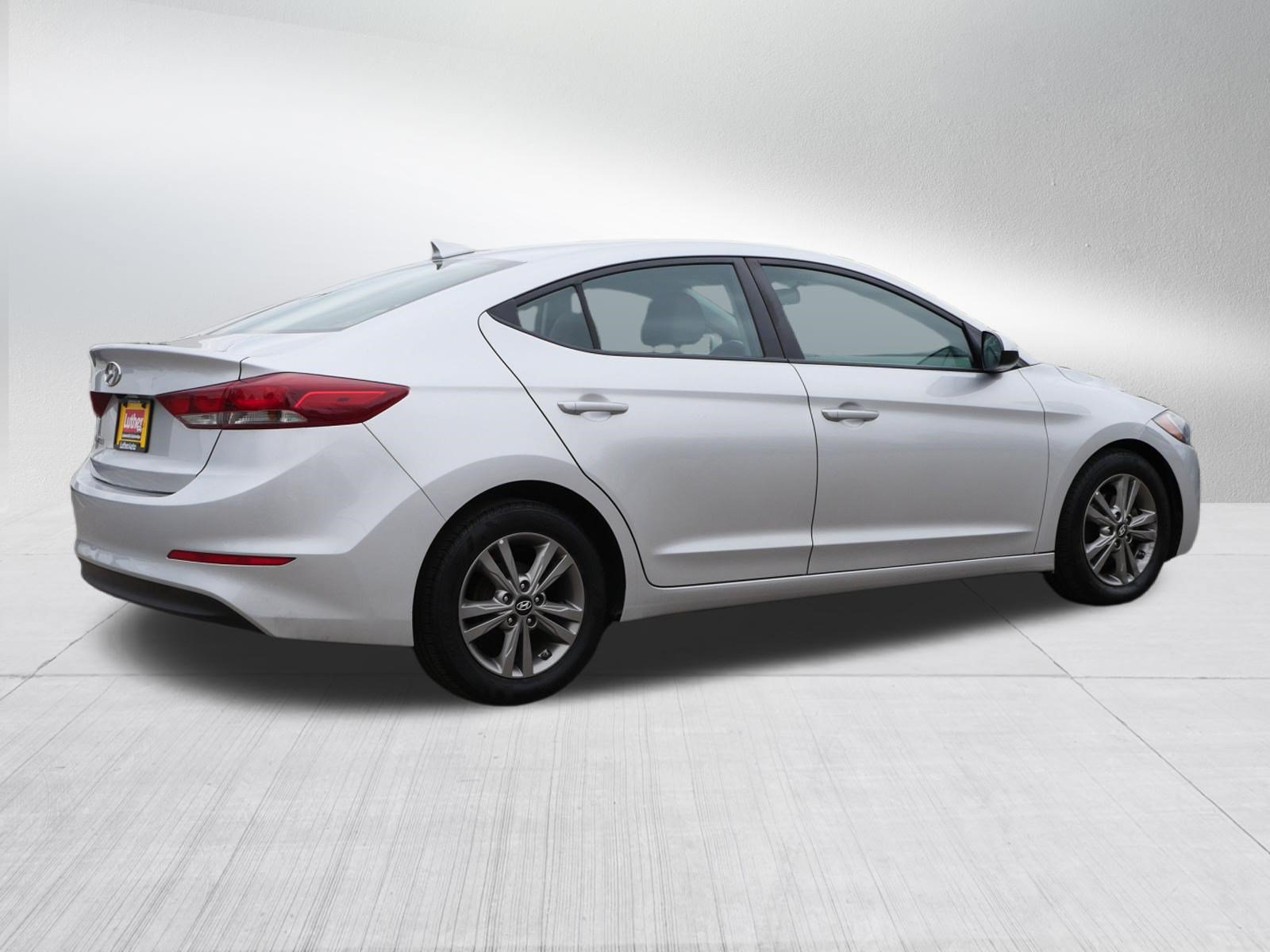 Used 2017 Hyundai Elantra SE FWD image 7