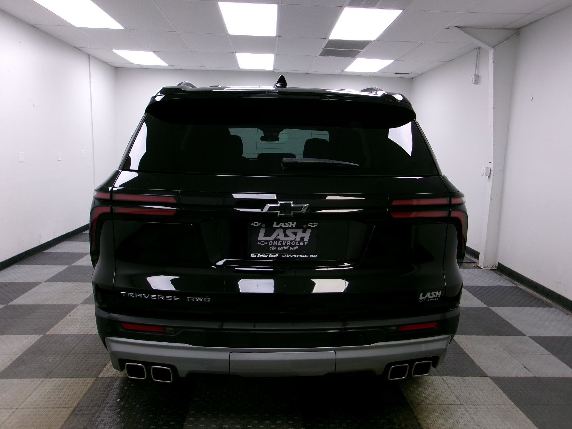Certified 2025 Chevrolet Traverse LT w/ LPO, Floor Liner Package image 14