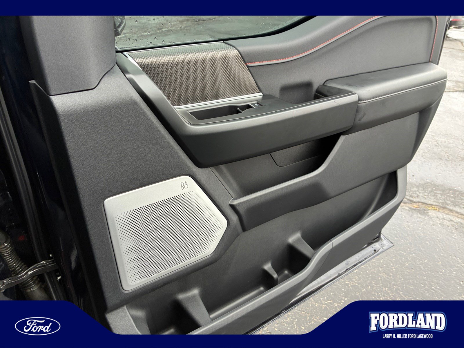 Used 2025 Ford F150 Raptor AWD/4WD image 16