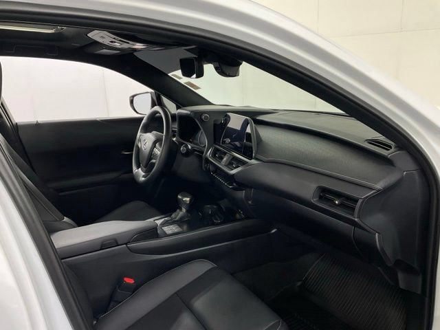 Used 2024 Lexus UX 250h F Sport AWD/4WD image 25