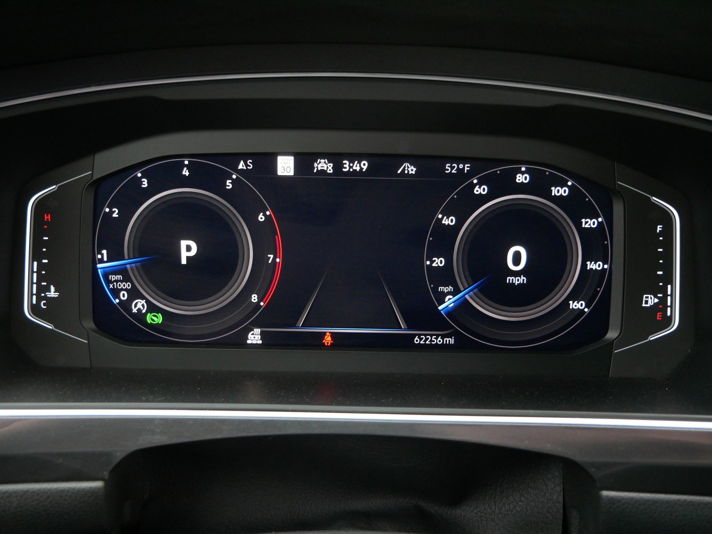 Used 2022 Volkswagen Tiguan SEL R-Line image 21