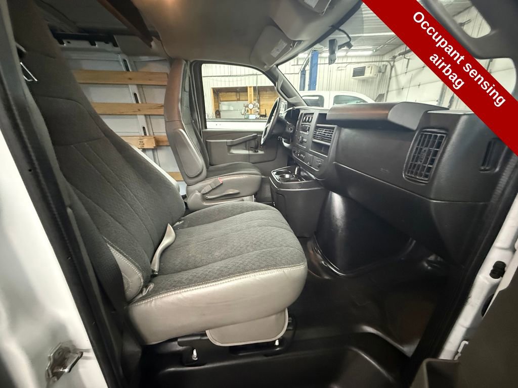 Used 2020 GMC Savana 2500 w/ Driver Convenience Package image 27