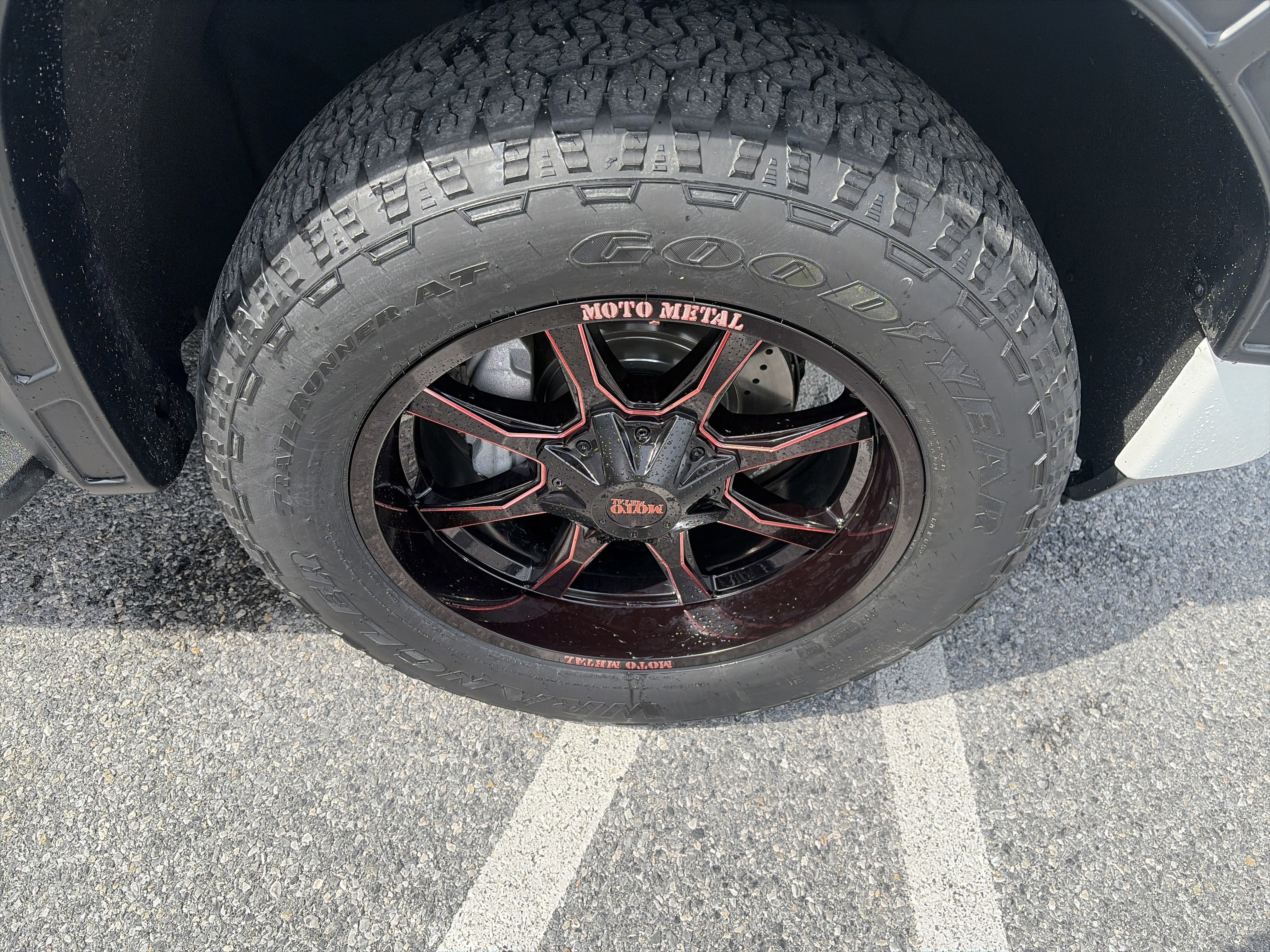 Used 2020 GMC Sierra 1500 Elevation image 21