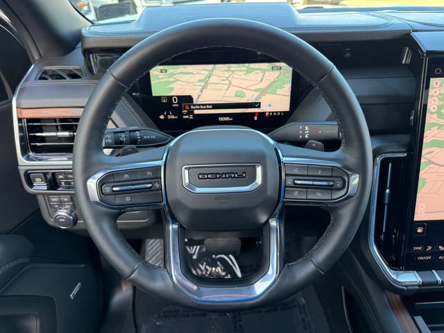 Used 2025 GMC Yukon XL Denali AWD/4WD image 24