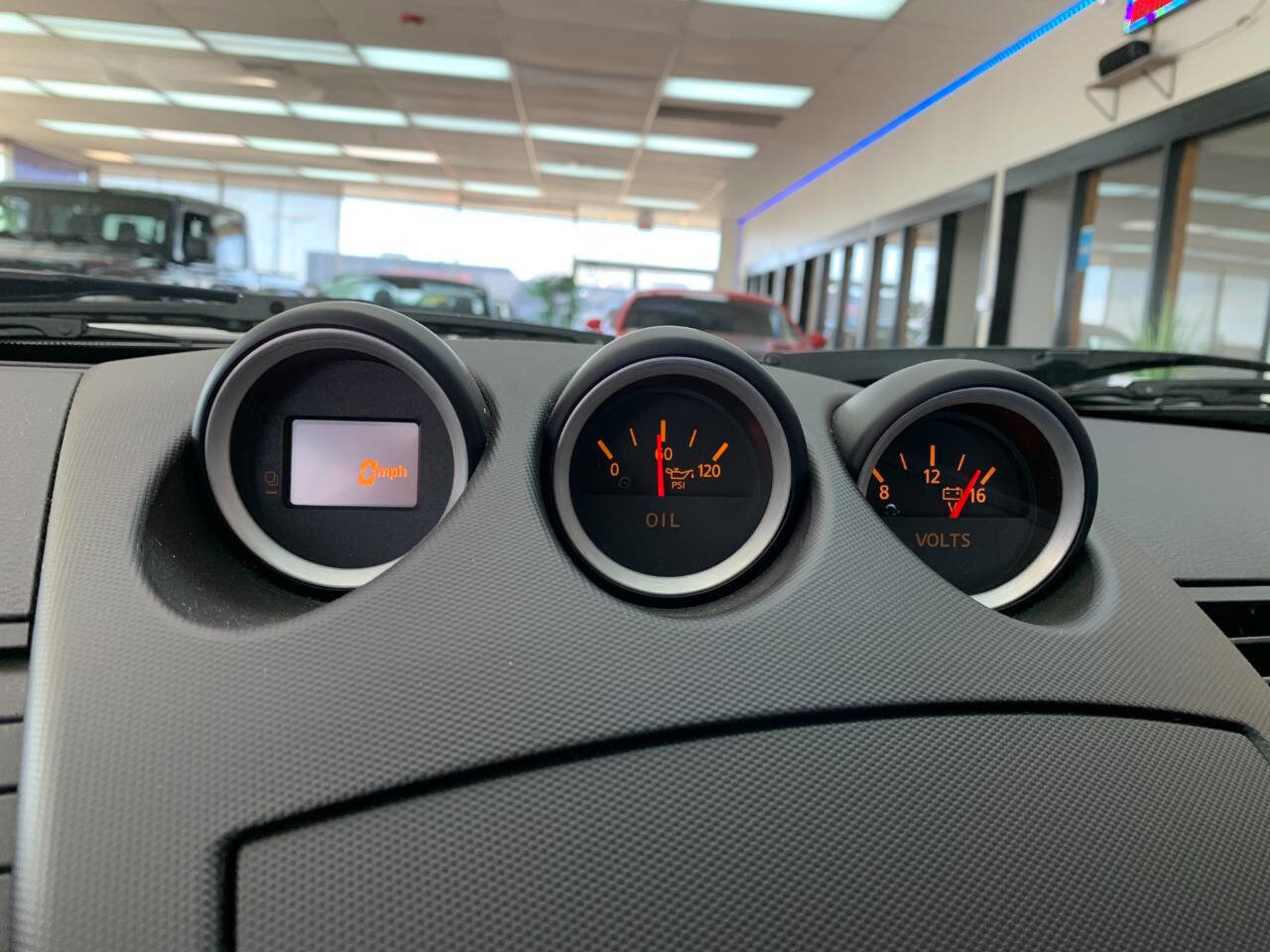 Used 2007 Nissan 350Z Touring w/ Cargo Convenience Pkg image 19