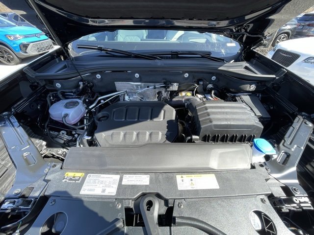 New 2025 Volkswagen Atlas Cross Sport SEL Premium R-Line image 31