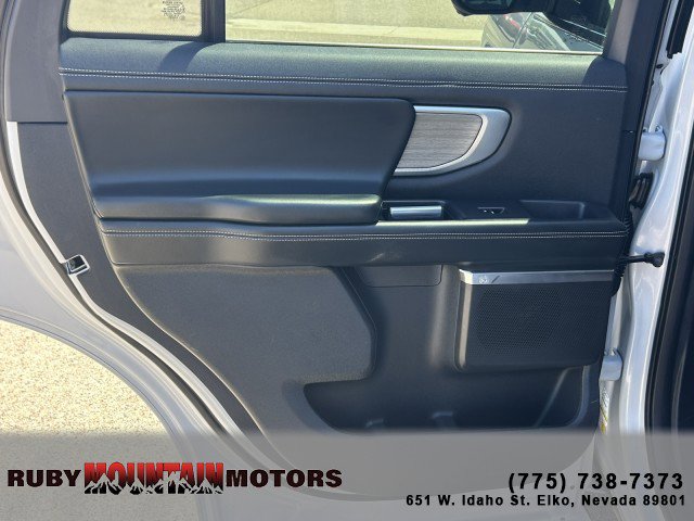 Used 2025 Ford Expedition Platinum AWD/4WD image 20
