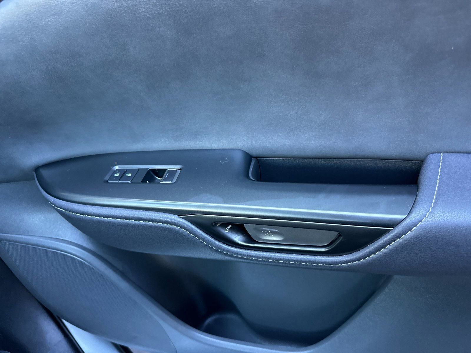 Used 2023 Lexus RZ 450e Premium w/ Technology Package image 19