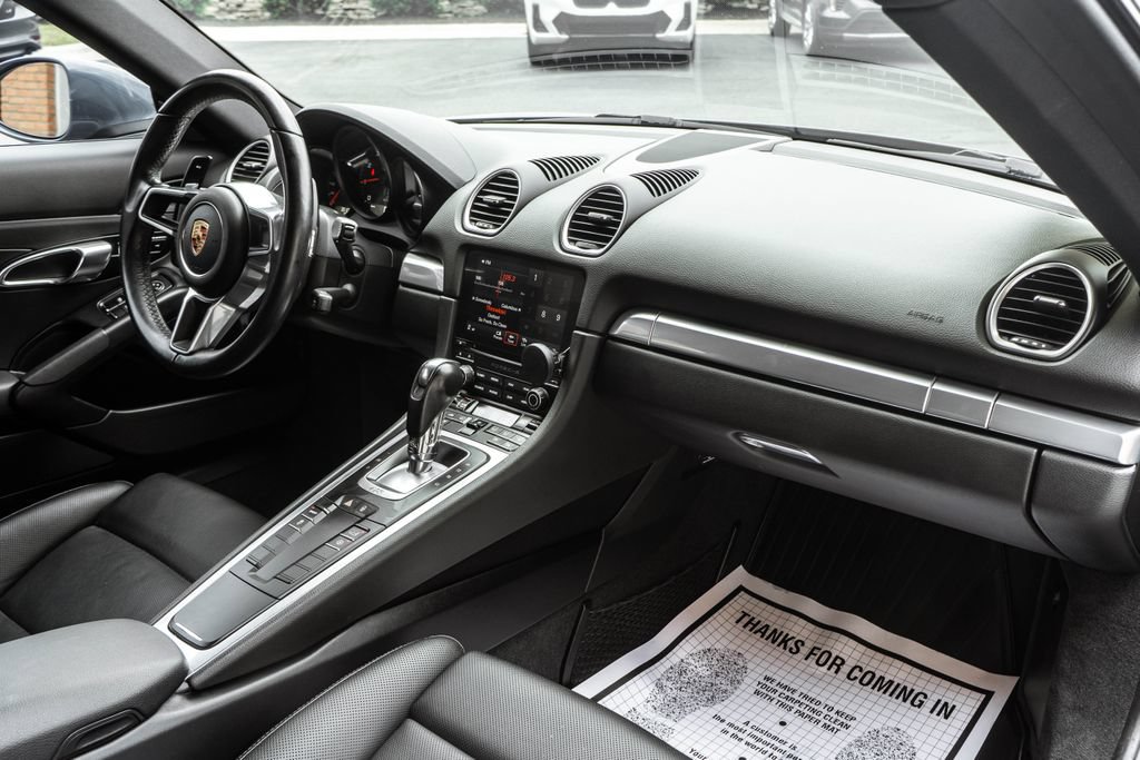 Used 2018 Porsche 718 Cayman RWD image 12