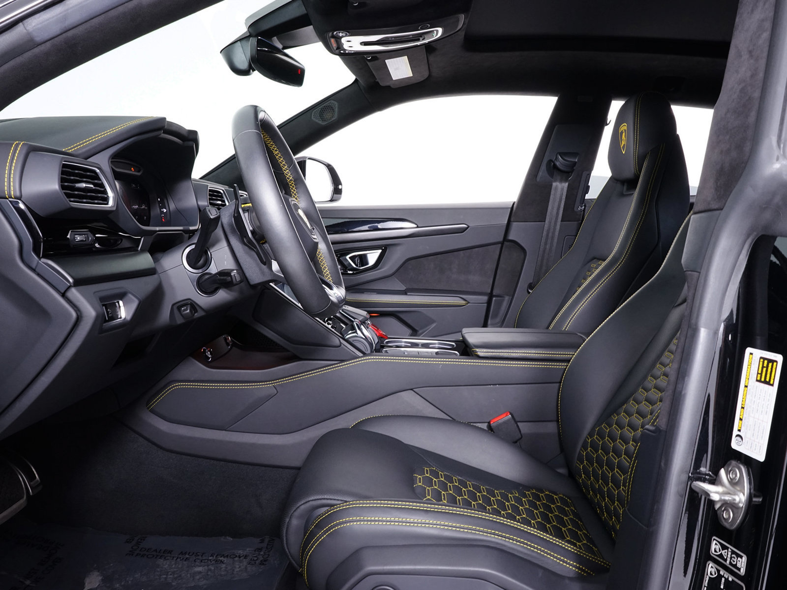 Used 2023 Lamborghini Urus S AWD/4WD image 4