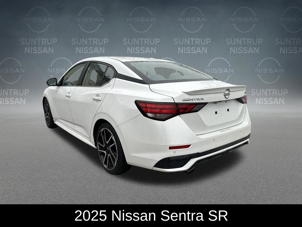 Used 2025 Nissan Sentra SR w/ SR Premium Package image 3