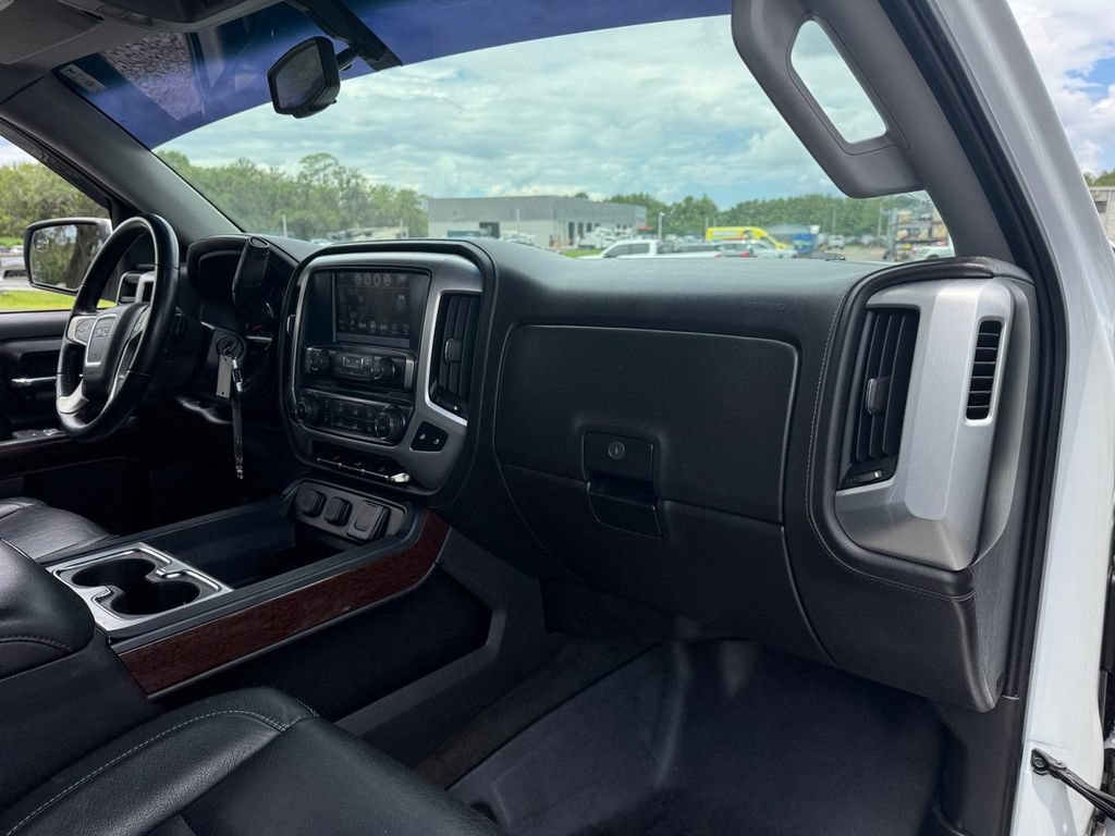 Used 2018 GMC Sierra 1500 SLE w/ Suspension Package, Off-Road AWD/4WD image 19