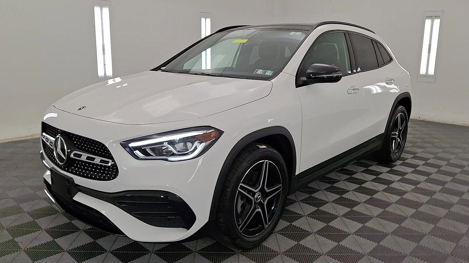 Used 2022 Mercedes-Benz GLA 250 4MATIC image 8