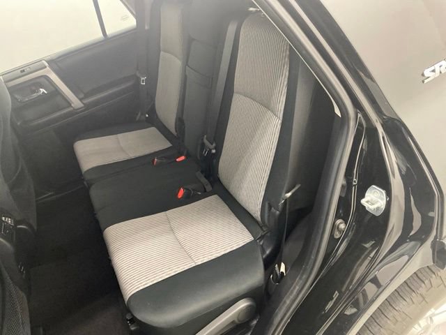 Used 2019 Toyota 4Runner SR5 AWD/4WD image 21