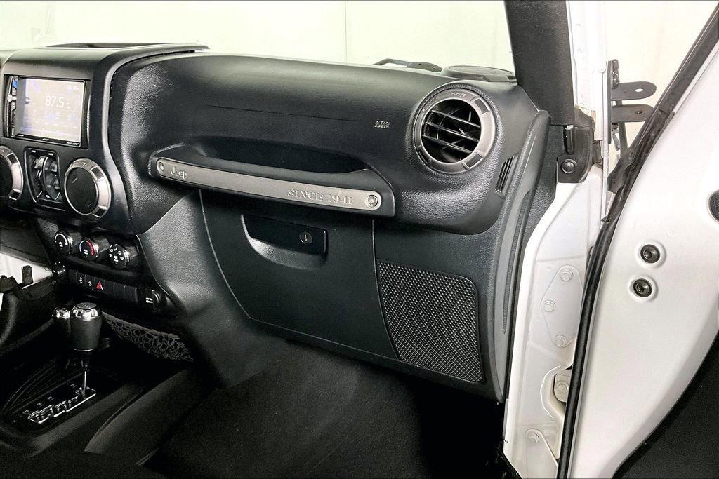 Used 2018 Jeep Wrangler Unlimited Sport S image 14