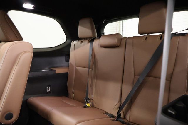 Certified 2025 Toyota Grand Highlander AWD Hybrid image 31