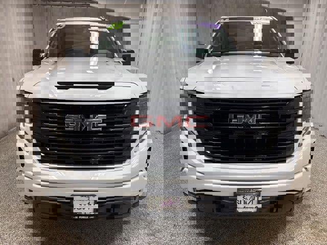 Used 2025 GMC Sierra 1500 Elevation image 8