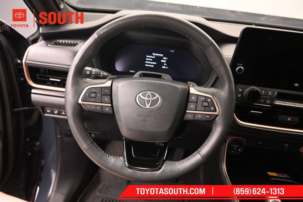 Used 2024 Toyota Grand Highlander AWD Hybrid image 24