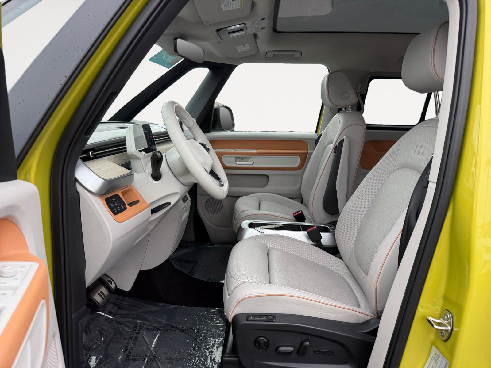Certified 2025 Volkswagen ID. Buzz Pro S Plus AWD/4WD image 10