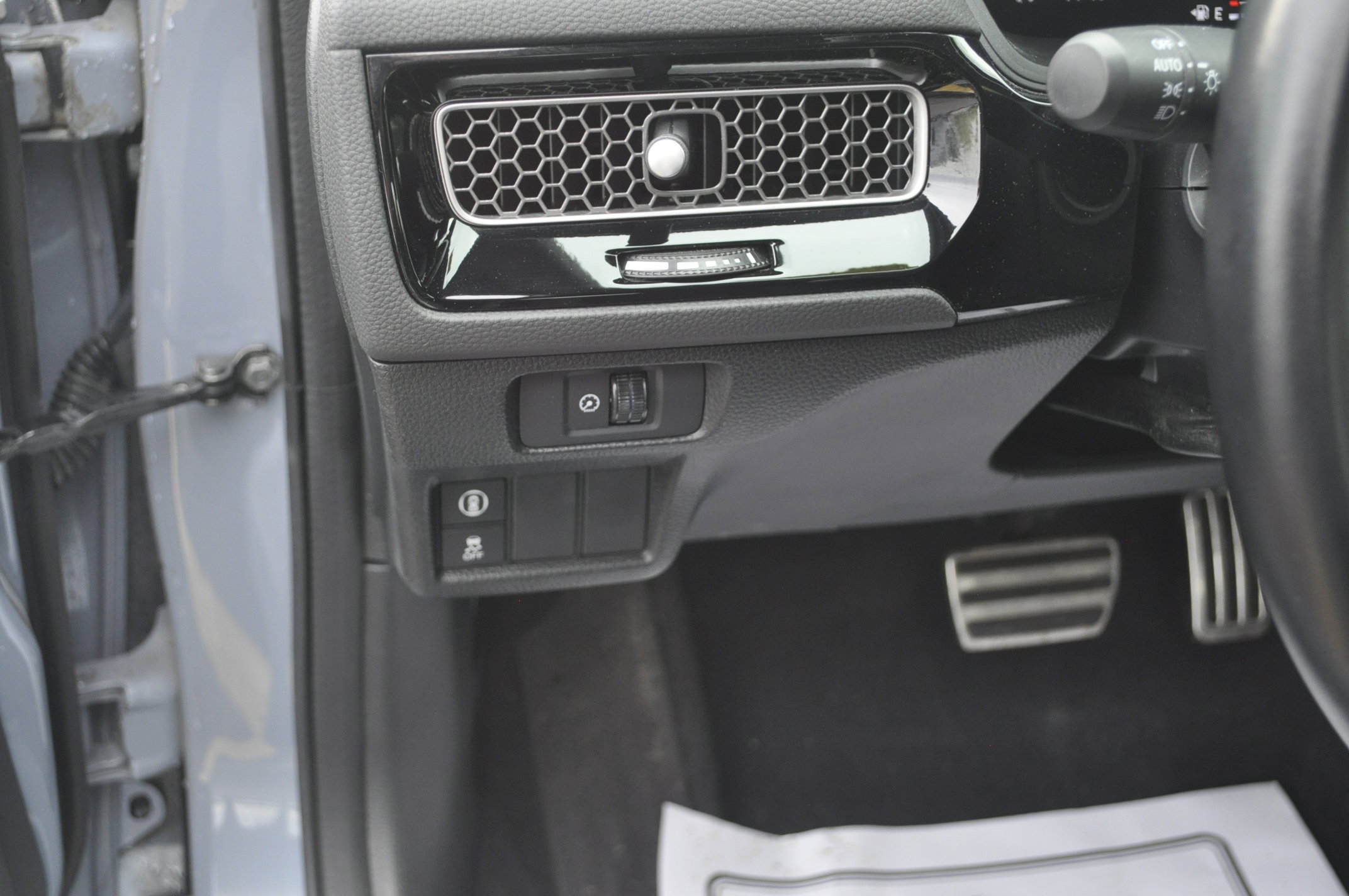 Used 2023 Honda Civic Sport image 17