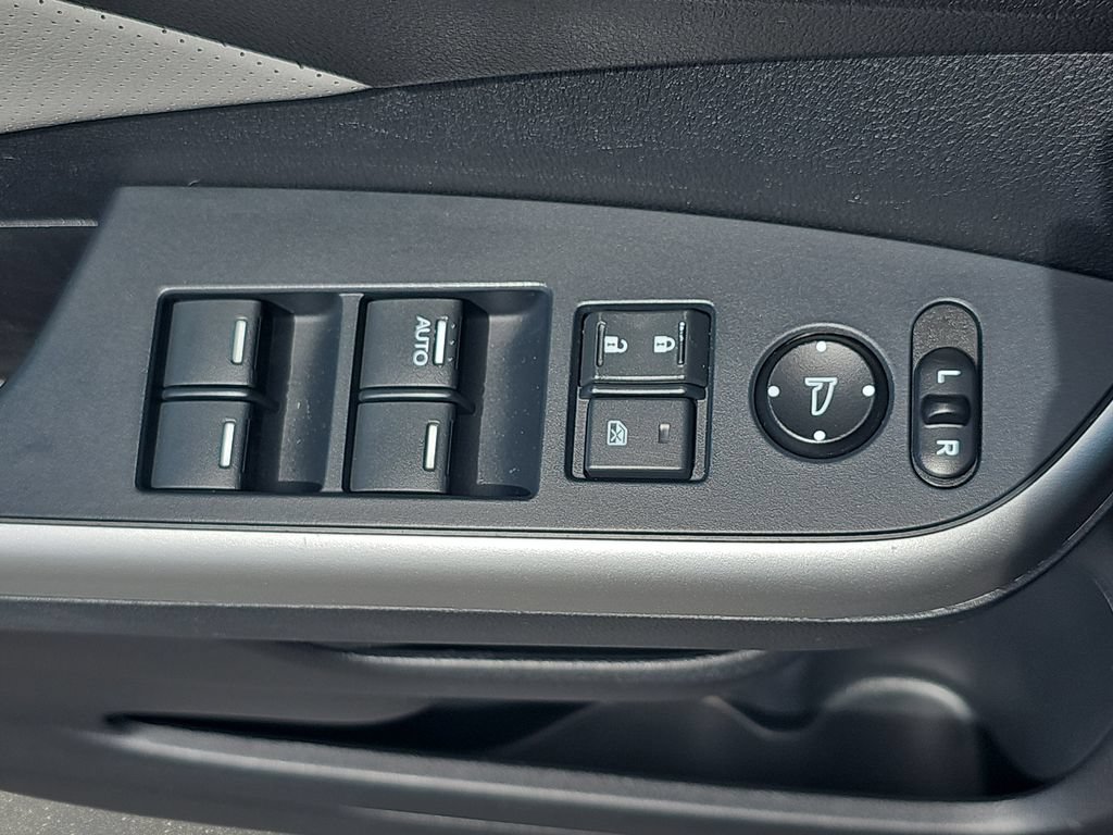 Used 2015 Honda CR-V EX-L image 27