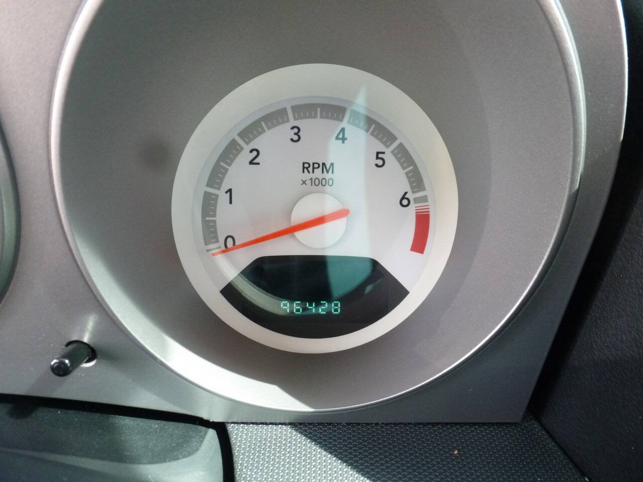 Used 2009 Dodge Avenger SXT FWD image 13