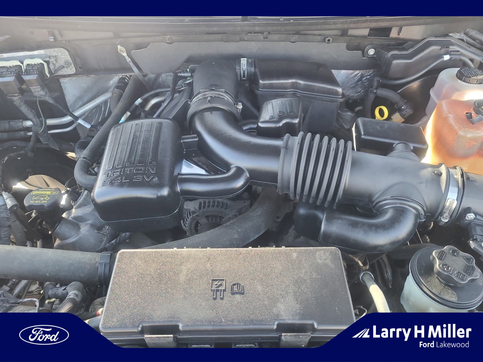 Used 2010 Ford F150 XLT image 22