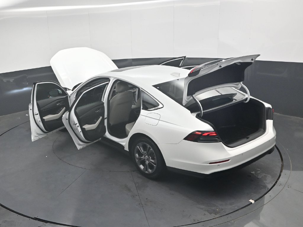 Used 2025 Honda Accord EX-L image 42