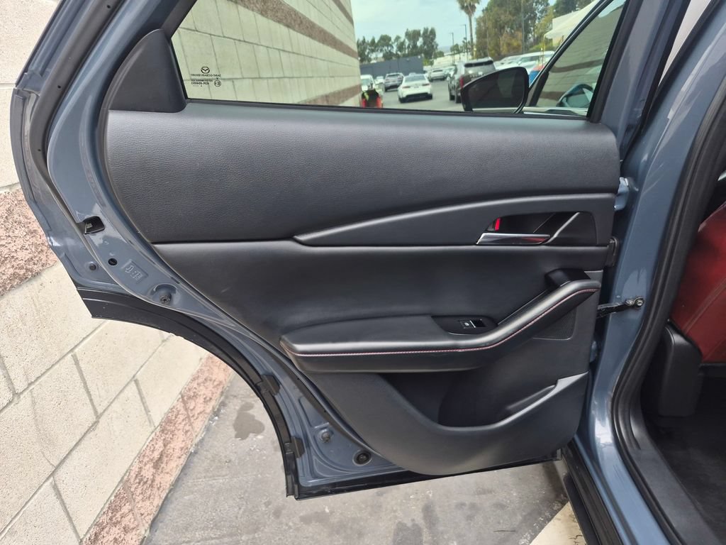 Used 2025 MAZDA CX-30 AWD 2.5 S w/ Preferred Package image 18