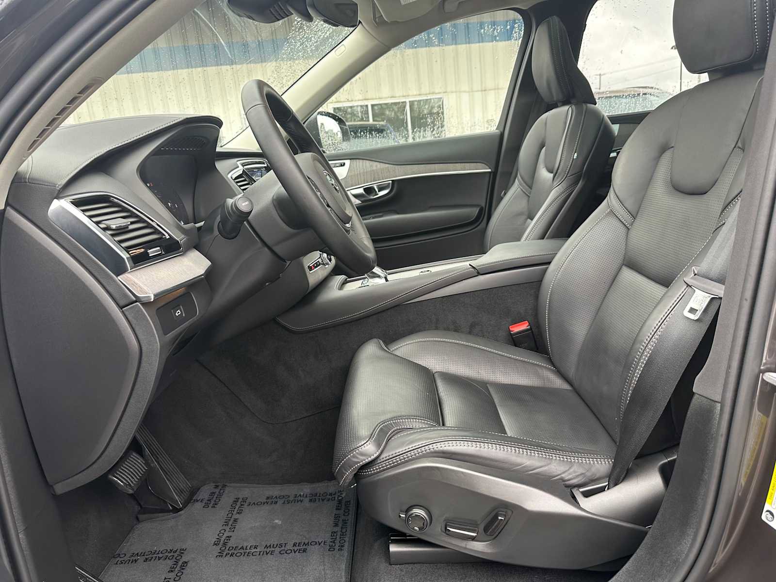 Used 2025 Volvo XC90 B6 Ultra w/ Protection Package Premier image 20