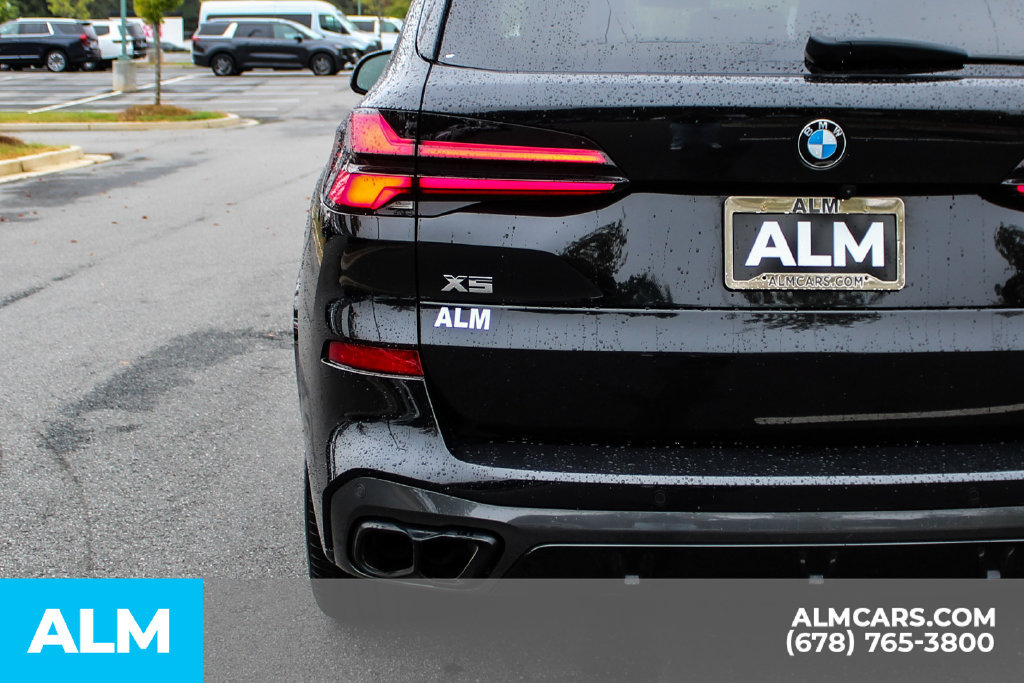 Used 2024 BMW X5 M60i AWD/4WD image 11