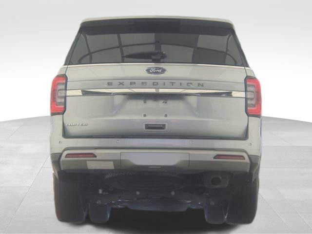 Used 2024 Ford Expedition Limited image 8