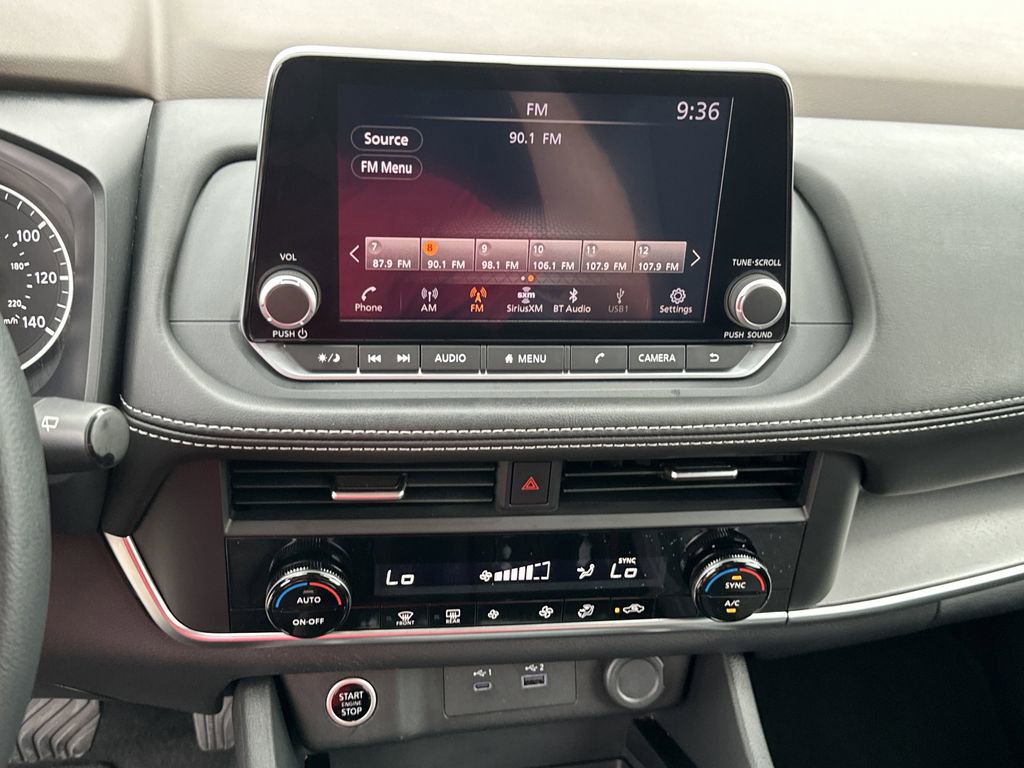 Used 2023 Nissan Rogue SV FWD image 24