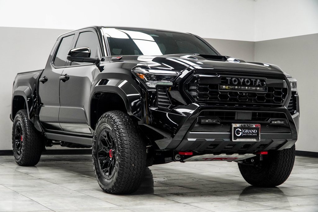 Used 2025 Toyota Tacoma TRD Pro image 4