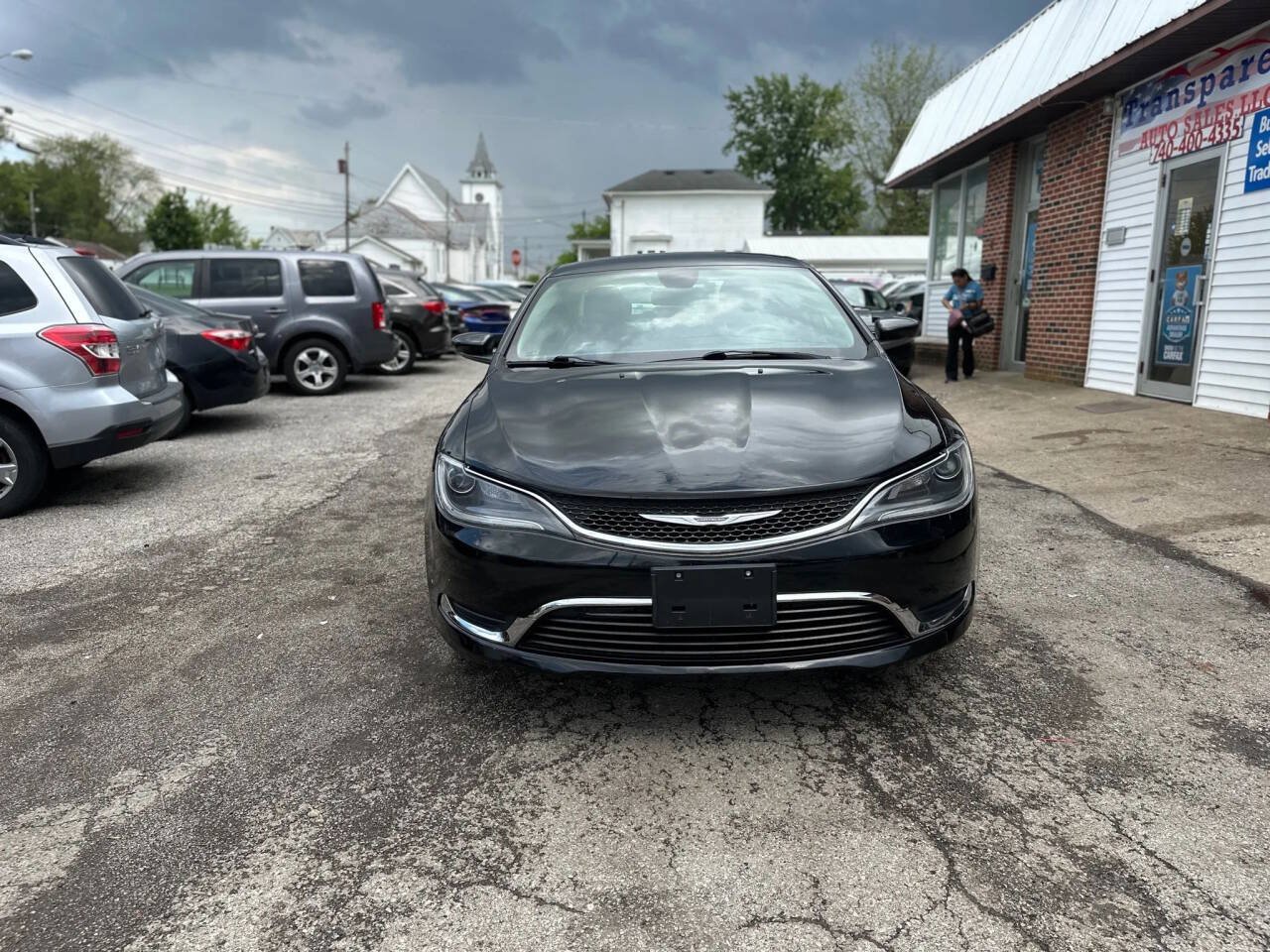 Used 2017 Chrysler 200 Limited Platinum FWD image 2