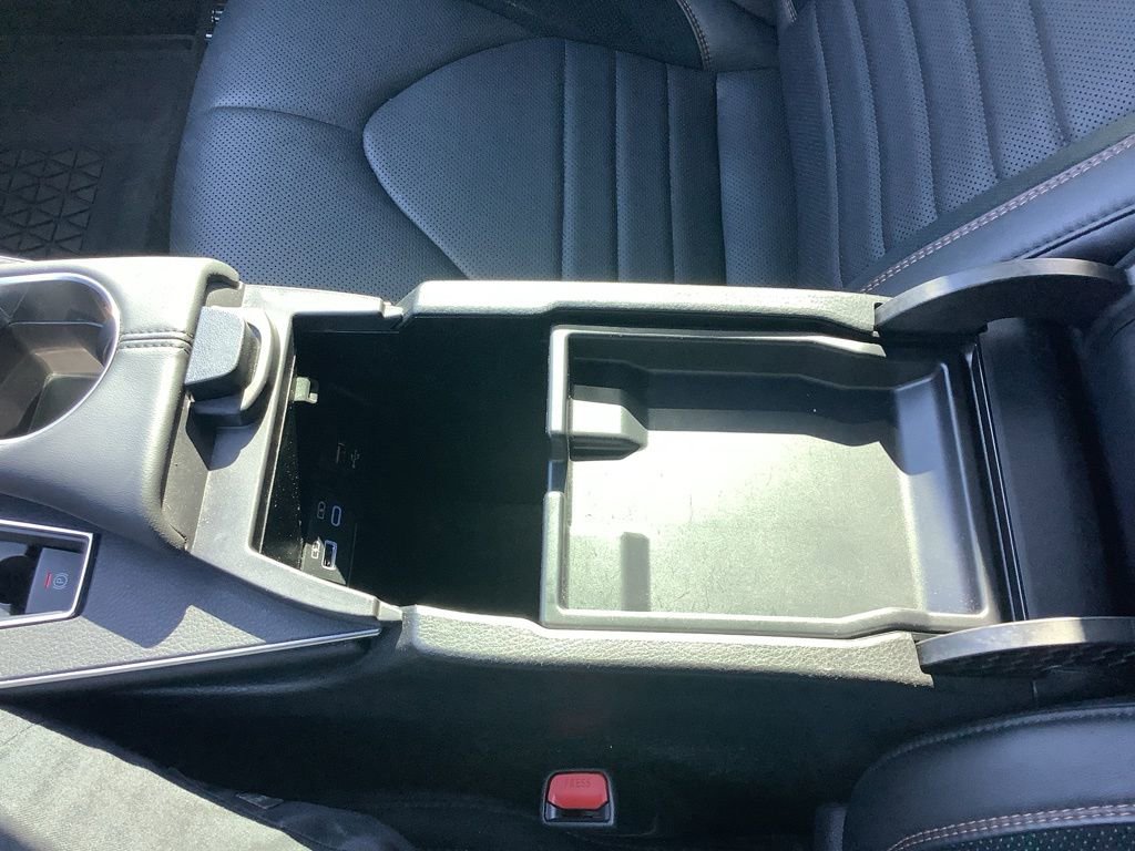 Used 2021 Toyota Avalon XSE image 20